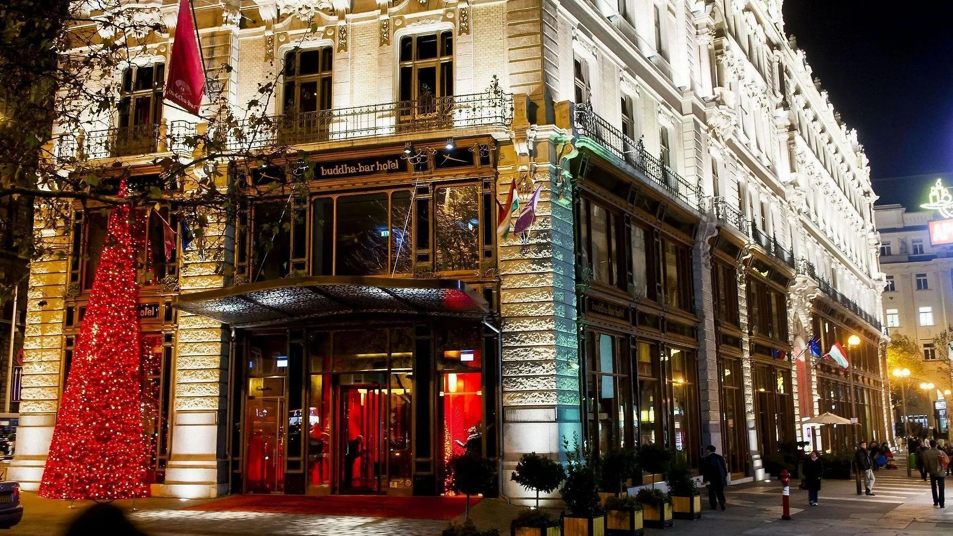 Buddha-Bar Hotel Budapest Klotild Palace المجر