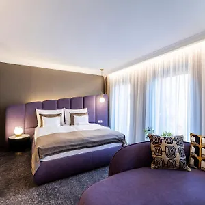 riva-prestige.szeged-hotels.com/
